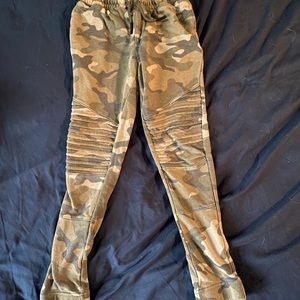 Camo sweatpants